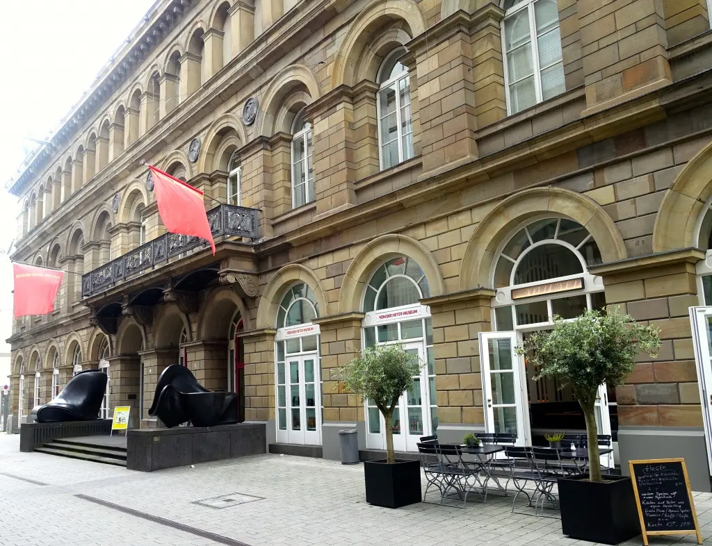 Cultural Heritage Meets Digitalization: Vorwerk Group Sponsors Wuppertal’s Von der Heydt Museum